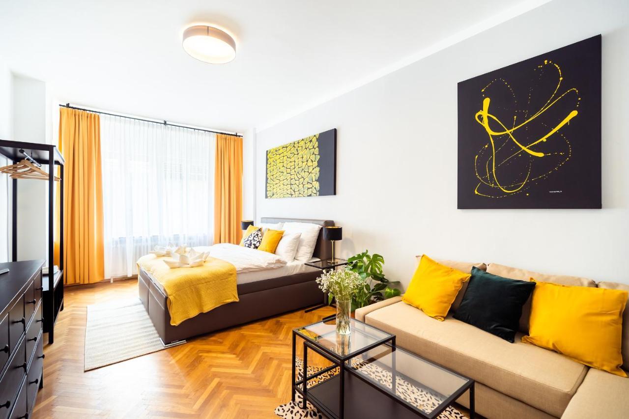 Michal&Michael'S Central Apartments Prága Kültér fotó